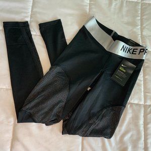 NWT Women's Nike Pro Warm Tight Fit 7/8 Leggings